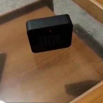 JBL Kırmızı Işık Yanıp Sönüyor
