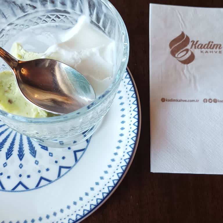 Üsküdar Kadim Kahve Fahiş Fiyatlar Ve Lezzetsiz Ürünler Hayal Kırıklığı Yarattı