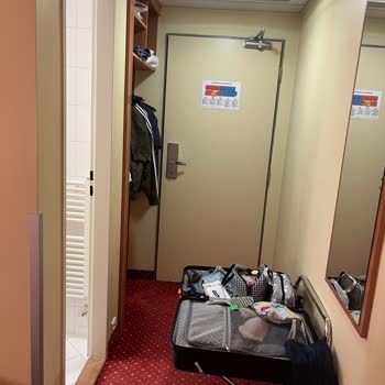 Prag'daki Otelin Kötü Koşulları Tatil Deneyimimi Olumsuz Etkiledi