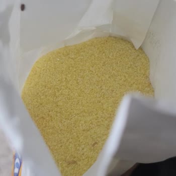 Aldığım İrmik Paketinden Canlı Kurtlar Çıktı: Hijyen Ve Güven Sıfır!