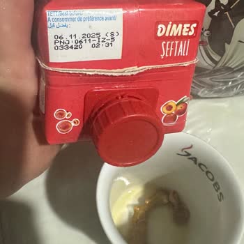 Dimes Meyve Suyunda Son Kullanma Tarihi Geçmemişken Çıkan Yabancı Maddeler Şaşkınlık Yarattı