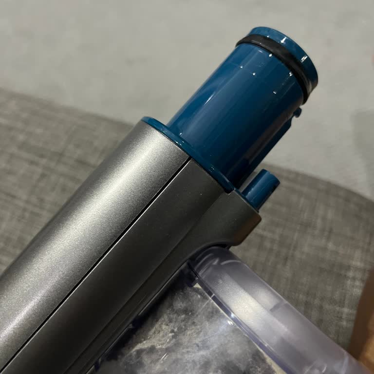 Philips 8000 Serisi Süpürgede Ek Yerinde Oynama Ve İletişim Sorunu