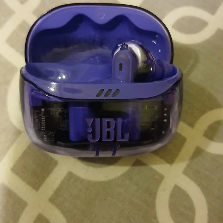 JBL Kulaklığımın Sol Parçasını Kaybettik Yardım İstiyorum