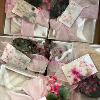 Hayalim Süs (eminönü) Küflü Mum Gönderdi