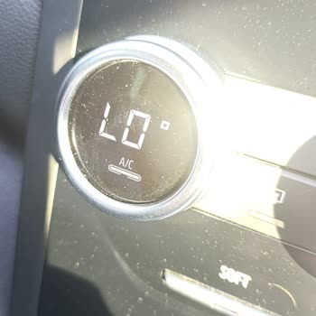 Yolculukta Ani Klima Arızası: Megane'da Soğutma Sorunu