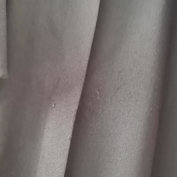 Kısa Sürede Tüylenen Pardesü Ve Yetersiz Mağaza Cevabı