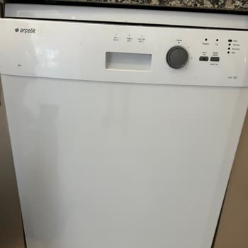 Arçelik 6233 Bulaşık Makinesi Sepetlerinde Paslanma Ve Değişim Talebi