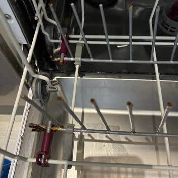 Arçelik 6233 Bulaşık Makinesi Sepetlerinde Paslanma Ve Değişim Talebi