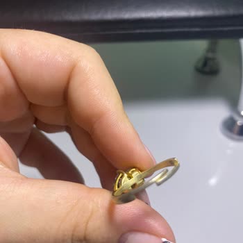 Doğum Günü Hediyesi Yüzük Hem Rengini Kaybetti Hem Hayal Kırıklığı Yarattı