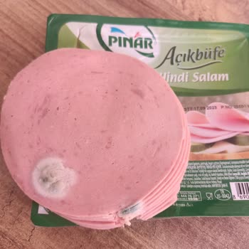 Son Kullanma Tarihi Geçmemiş Salamda Küf Şoku Yaşadım