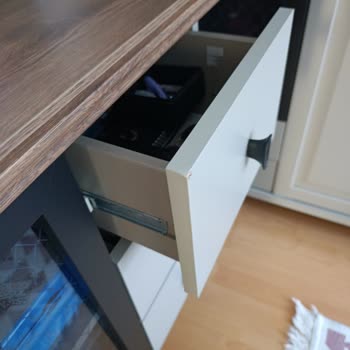 Yatak Odası Takımında Çekmeceler Açılmıyor Mağduriyetim Giderilmiyor