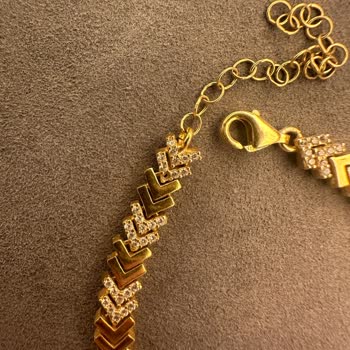 Aldığım Bileziğin Taşları Düştü, Değişim Yapılmadı Ve Uzun Süre Bekletiliyorum