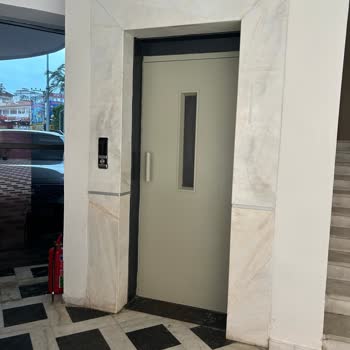 Kötü Hizmet, Yetersiz Olanaklar Ve Sorunlu Personel Deneyimi