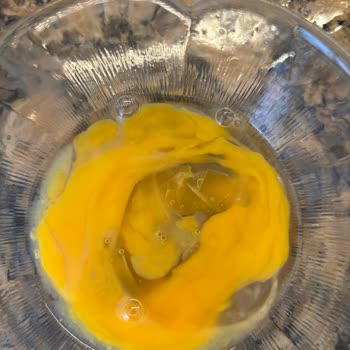 Raya Organik Bozuk Yumurta Satışı Ve Para İadesi Sorunu