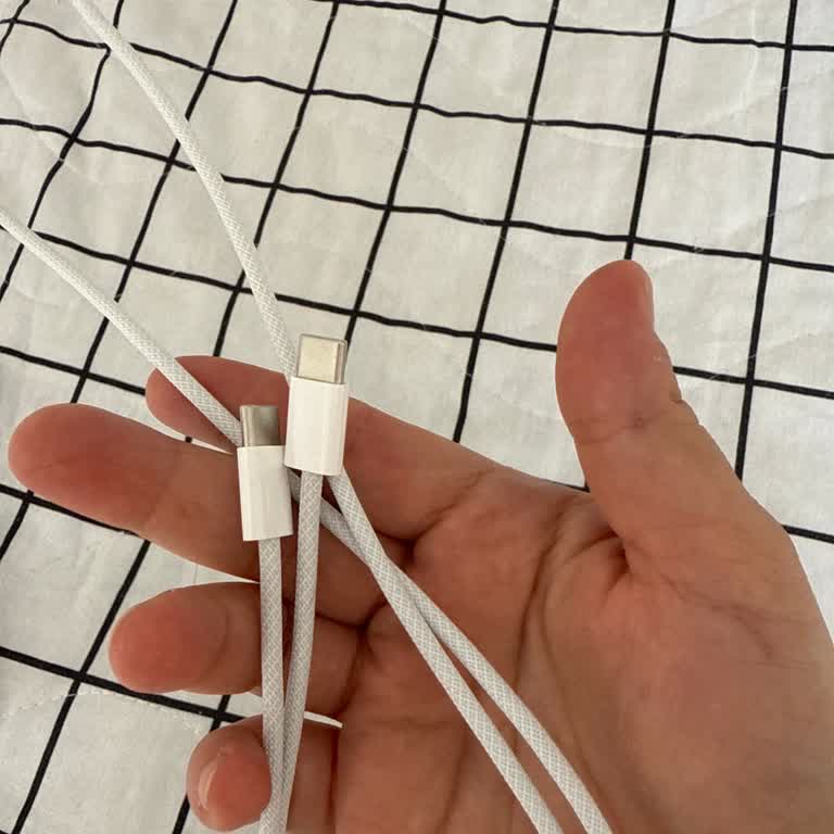 Media Markt'tan Alınan İphone 16 Pro Max'te Kusurlu Ürün Ve Yetersiz Destek