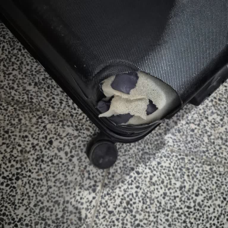 Bagajım Paramparça Oldu Firma Sorumluluk Almıyor Çözüm Yok