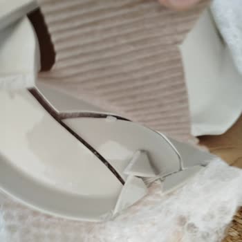 Kırık Gelen Tabaklar Ve Yetersiz İade Süreci