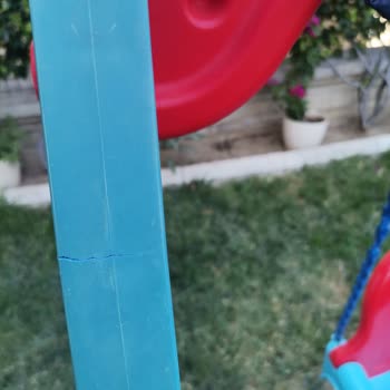 Pilsan Salıncak Bağlantı Parçaları Kırıldı Çocuklar İçin Tehlikeli