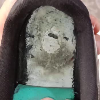 Puma Ayakkabıda Hızlı Deformasyon Ve FLO Mağazasından Yetersiz Destek