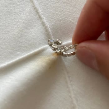 Sweatshirtte Paslanan Metal Ve Yetersiz Müşteri Hizmeti