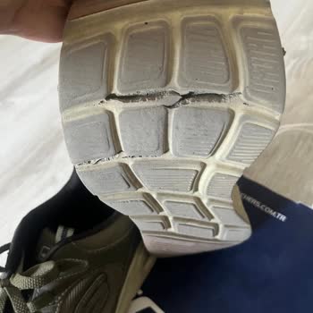 Skechers Ayakkabıda Açılma Ve Yarık Sorunu, İade Reddi