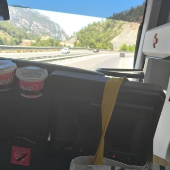 8 Saatlik Yolculukta Molasız Ve Konforsuz Deneyim