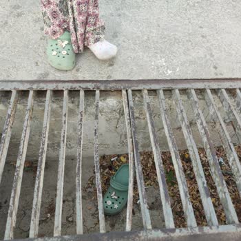 Konaklama Deneyiminde Güvenlik Ve Hizmet Sorunları