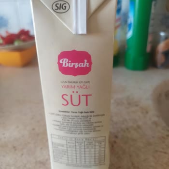 Aldığım Süt Şişti Ve İçinde Su Çıktı