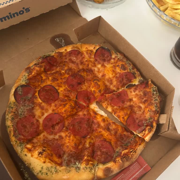 Soğuk Ve Hatalı Pizza, Ulaşılamayan Müşteri Hizmeti