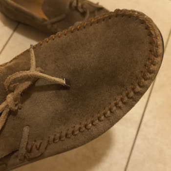 Ayakkabı Temizleyici Ürünü Nubuk Deriyi Zarar Verdi, Mağduriyetim Giderilsin