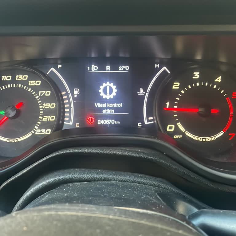 Fiat Egea Vites Kendi Kendine Boşa Atıyor Ve Kitleniyor Çözüm Bilen Var Mı