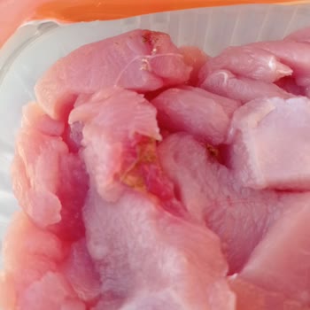 Migros'tan Aldığım Hindi Sote Bozuk Çıktı, İade İçin Kimse Dönüş Yapmadı