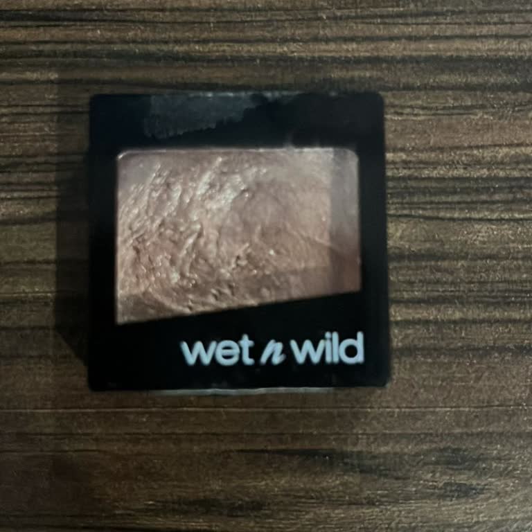 Kullandığım Ürün Gözlerimde Şiddetli Yanma Ve Şişmeye Sebep Oldu