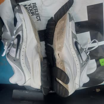 Nike Ayakkabının Tabanı Kısa Sürede Döküldü Mağduriyetim Büyük