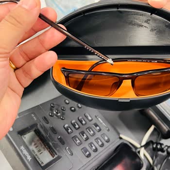 Gözlük Tamiri Sırasında Kırıldı, Belirsizlik Yaşıyorum