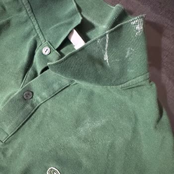 Lacoste Tişörtte Ütü Sonrası Kalıcı Leke Problemi