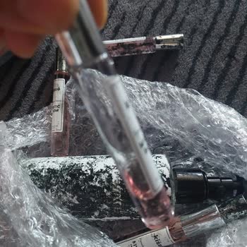 Boş Gelen Parfüm Şişeleri Ve İletişimsizlik Sorunu