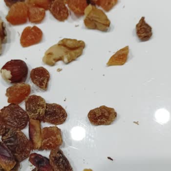 Aldığım Kuruyemişin İçinden Böcek Ve Kurt Çıktı, Hayal Kırıklığı Yaşadım