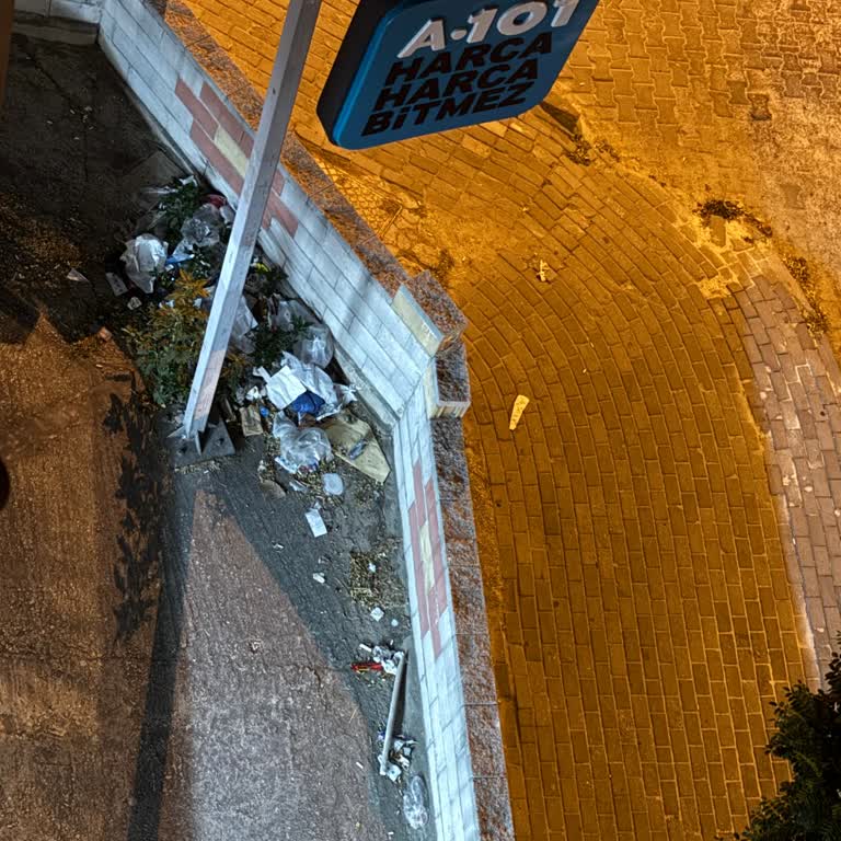 A101 Marketin Çevre Kirliliği Ve Gürültü Sorunu Apartman Sakinlerini Rahatsız Ediyor