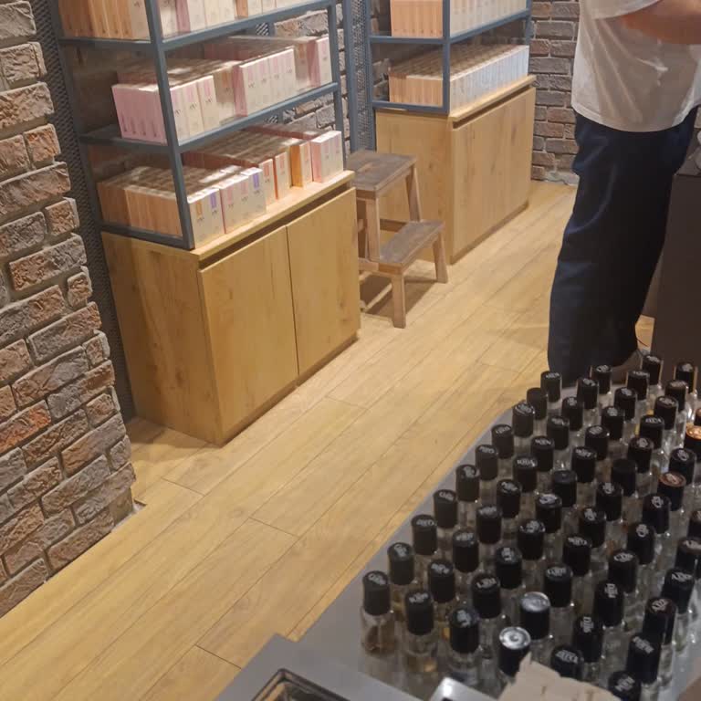 Kayseri Forum Mad Parfüm'de Şok Edici İlgisizlik!