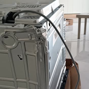 Hasarlı Fırın, Sürekli Oyalama Ve Çözüm Sunulmuyor!