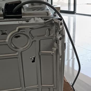 Hasarlı Fırın, Sürekli Oyalama Ve Çözüm Sunulmuyor!