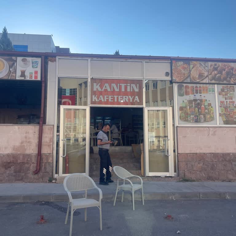 Hastane Kantininde Çalışan Personelin Saygısız Davranışı Moralimi Bozdu