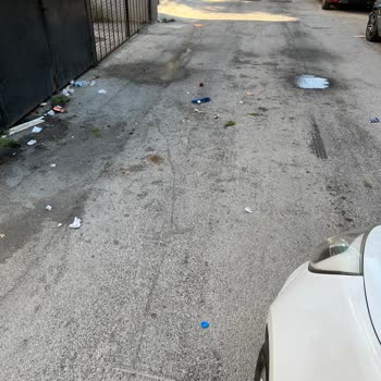 Çöp Toplama Sonrası Mahallede Kötü Koku Ve Kirlilik Sorunu