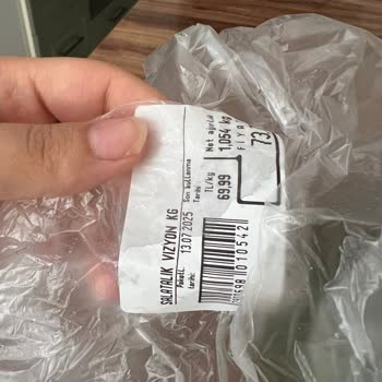 Küflü Salatalık Satışı Ve İade Sorunu