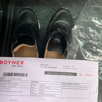 Aldığım Ayakkabı Çoraplarımı Boyadı, Garanti Talebim Reddedildi