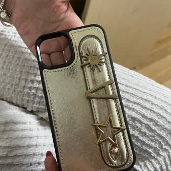 Aldığım Kılıf Kısa Sürede Bozuldu Ve Param Boşa Gitti