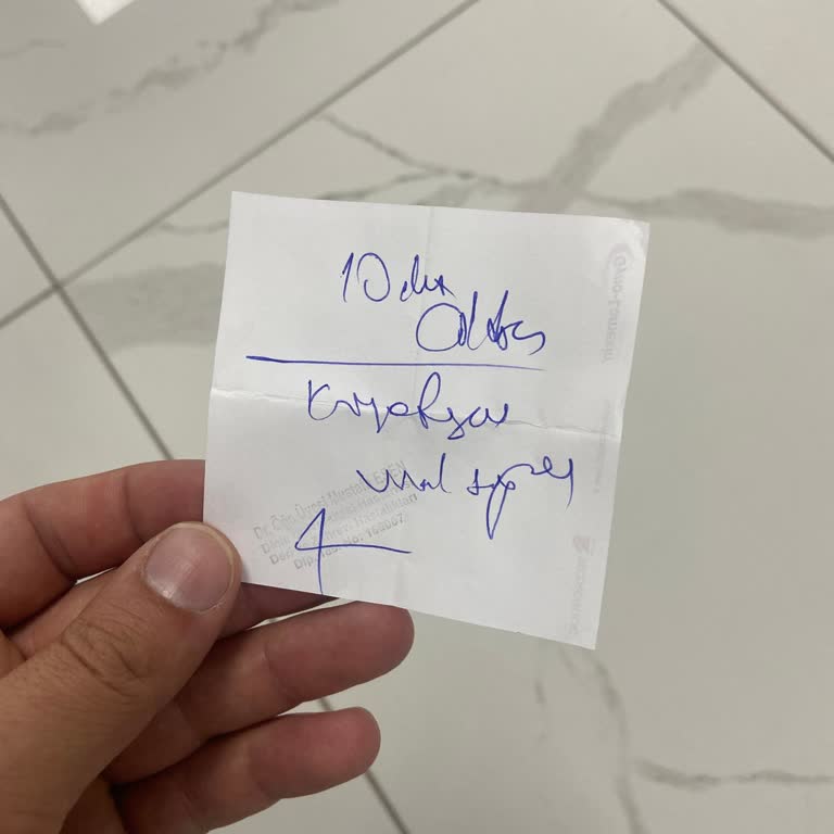 Uzun Bekleme Süresi Ve Doktorların İlgisiz Davranışı