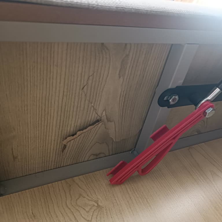 Bellona Baza Ve Çarşaf Setinde Kırık Ürünler İlgisiz Servis Ve Kötü Müşteri Hizmetleri