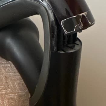 Philips Süpürgede Peş Peşe Arızalar, Çözüm Bekliyorum